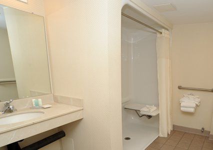 Clarion Hotel & Conference Center Northampton Zimmer foto